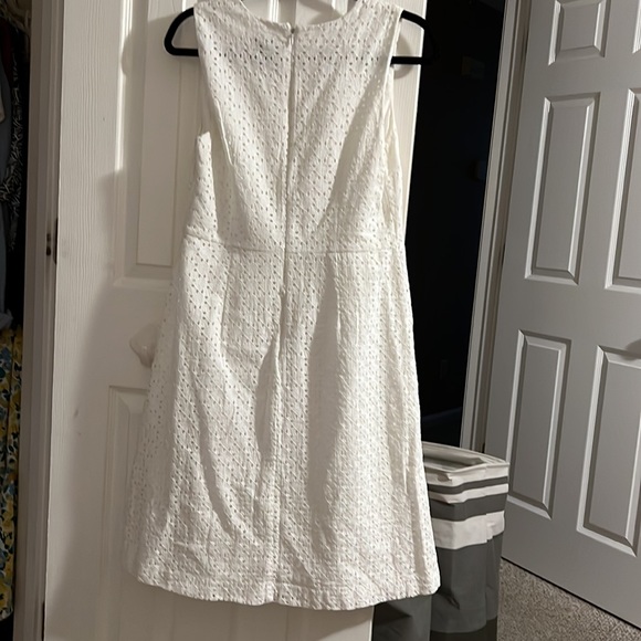 White summer dress Size 10. I’m 5’7” and it comes right below my knees. - Picture 2 of 3